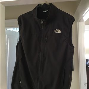 North Face Men’s Apex Pneumatic Vest. Size L.